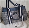 TH Tommy Hilfiger signature design women tote in multicolor pattern with large handles preowned vintage