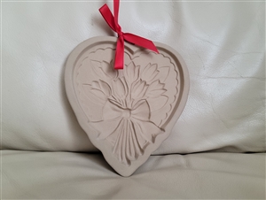 Vintage 1989 Brown Bag Cookie Art Hill Design heart shaped tulip bouquet stoneware baking mold New Old Stock condition