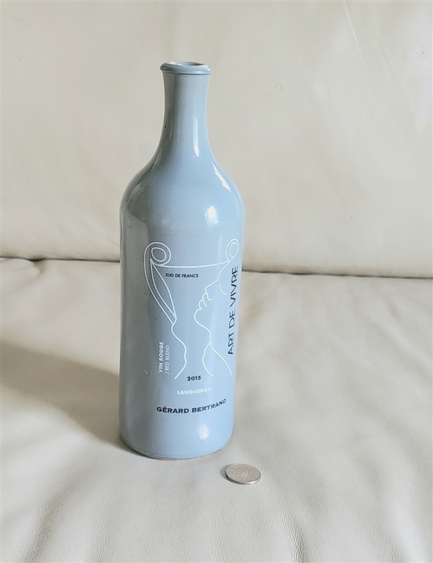 Gérard Bertrand Art de Vivre 2015 gray stoneware bottle