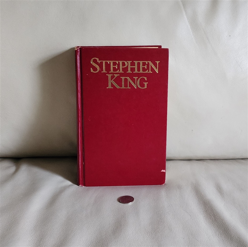 preowned 1981 Stephen King Omnibus horror fiction hardcover book