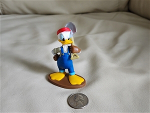 Colorful Disney 3 in Donald Duck with a shawl toy decor