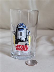 Preowned vintage Star Wars wrap around character robots drinking glass
