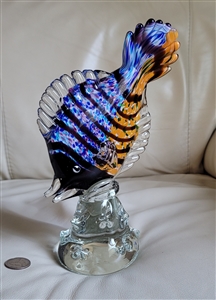 beautiful art glass exotic fish on a wave swirls base vintage home decor