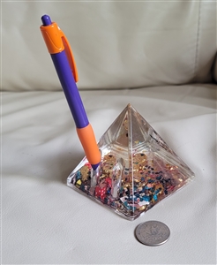 Las Vegas glitter globe pen holder