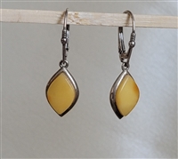 pair of preowned vintage 1990s butterscotch baltic amber marquise cabochon sterling silver dangle earrings with lever-back clasps