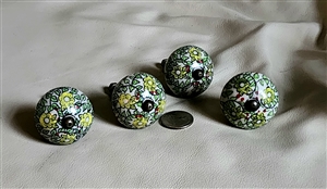 Vintage round porcelain porcelain door knobs 
In hand painted floral decor home decor