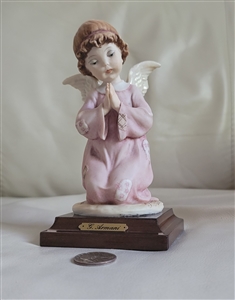 Giuseppe Armani 1983 Knelt Little Angel figurine kneeling in prayer with blue Capodimonte N crown mark