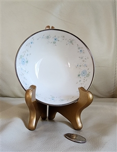 preowned vintage Noritake Sarita small fruit dessert sauce bowl with pastel blue floral interior and platinum rim