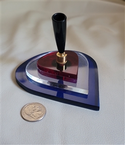Multicolor vintage heart shaped pen holder desk