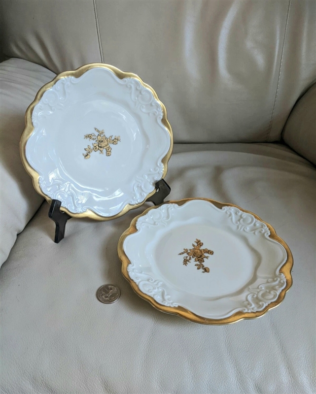 Sorau Carstens Porzellan 1925 to 1939 gold floral scalloped plates set of 2 made in Germany
