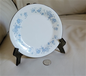 Royal Doulton Michelle pattern fine bone porcelain bread and butter plate with blue floral sprays and platinum rim