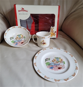 Royal Doulton Bunnykins 3-piece porcelain children's dinnerware set with plate, bowl, and mug featuring colorful bunny rabbit family bath time artwork and running rabbit borders in original box