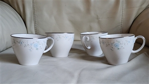 Sarita by Noritake porcelain 4 teacups in baby blue floral design