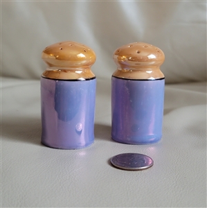 Iridescent blue orange set of elegant shakers