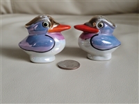 Iridescent birds porcelaine shakers made in Japan
