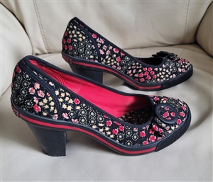 Rocket Dog floral print corduroy rubber heel pumps preowned elegant