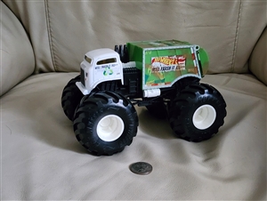 Hot Wheels Will Trash It All die cast monster truck 2018 multicolor large toy