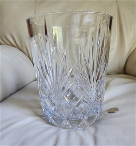 Vintage Toscany large wide top lead crystal vase made in Germany with sunrays and cross lines design, Detail of hand cut geometrical sunray patterns on heavy clear German crystal vase