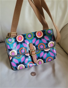 Fossil floral crossbody purse in coated canvas women crossbody in floral colorful pattern vintage