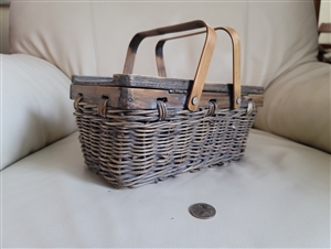 Handcrafted MidCentury Primitive 10 Inch Keeper Basket with Heavy Wood Lid