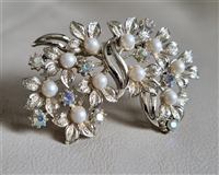 vintage brooch pin silver tone multi floral pearl bead jewelry accessories vintage brooch pin silver tone multi floral pearl bead jewelry accessories