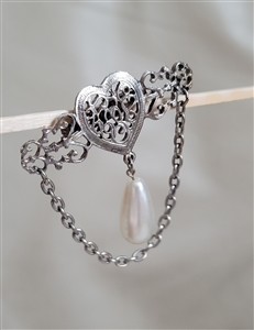 Victorian Edwardian style design silver metal faux pearl dangle brooch jewelry