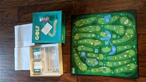 Ultimate Golf Trivia game 1994 great free time board game in preowned condition