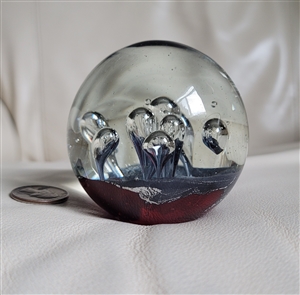 vintage art glass paperweight lava lamp pattern red charcoal bubble inclusions preowned