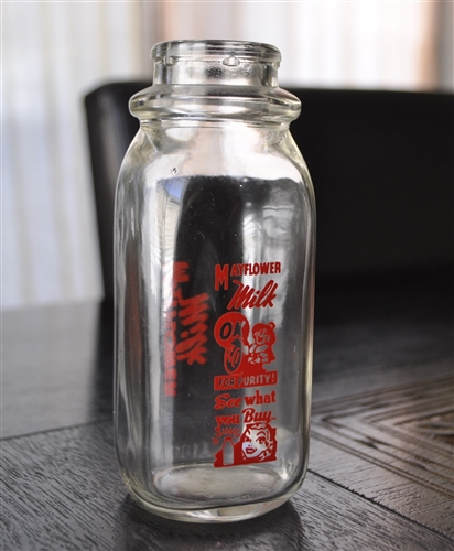 Preowned vintage Duraglas half pint milk bottle with red Mayflower Milk advertising 150s