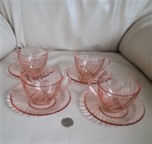 Arcoroc pink glass teacups and saucers in amazing design vintage drinkware collectible glass