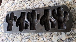 LODGE heavy cast iron Cactus baking pain