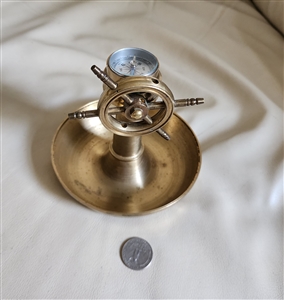 Brass compass Helm gold tone storage plate decor