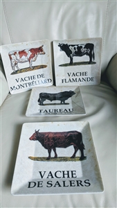 Hard plastic plates with bulls and cows images