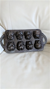 John Wright cast iron 8 bears baking pan kitchen accessory
