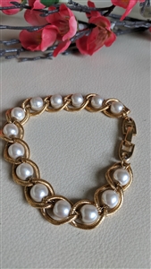 Vintage Napier gold tone fox tail link bracelet with ox pearls and buckle slider