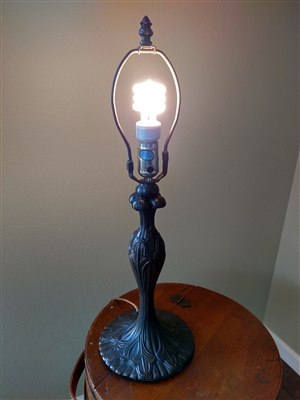Elegant metal table lamp