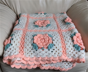 Hand Crochet vintage blanket throw 3D rose design baby girl elegant vintage bed cover decorative display
