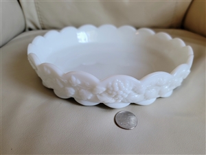 Westmoreland shallow bowl milk glass Paneled Grape