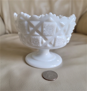 Vintage Westmoreland white milk glass jardiniere bowl with Old Quilt pattern on a round pedestal base