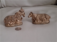 Made in Italy Nativity set cow and donkey decor in gold tone handcrafted display