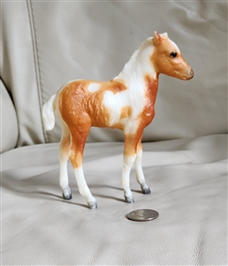 Collectible Palomino filly foal by Breyer Co toy home decor