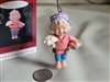 Hallmark Keepsake Garden Elf Collection, Daisy Das ornament 1994.