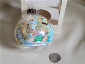 Rare 1983 Hallmark Christmas Wonderland Peek Through glass ornament in original box