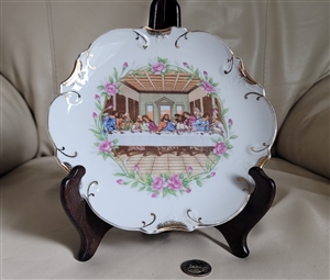 Spiritual decor porcelain Last Supper scene Japanese collectible spiritual daily use display and gift idea
