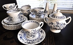 25 piece J.G. Meakin England Blue Nordic ironstone set with cups saucers and lidded sugar bowl in blue and white colors