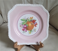 Johnson Brothers Old English fruit decor plate in colorful design and elegant pattern