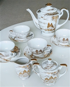 Kutani Japanese porcelain tea set Mt. Fuji 13 item white and gold hand painted design