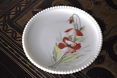 Westmoreland Poppy flower milk glass plate