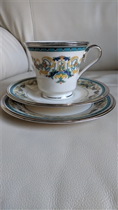 Lenox Fair Lady vintage ivory china 3 piece place setting with teacup matching saucer and bread and butter plate featuring blue scrollwork and platinum trim 1975