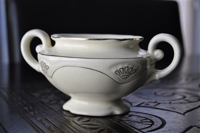 1941 Vintage Homer Laughlin open sugar bowl with gold accents and heavy crazing